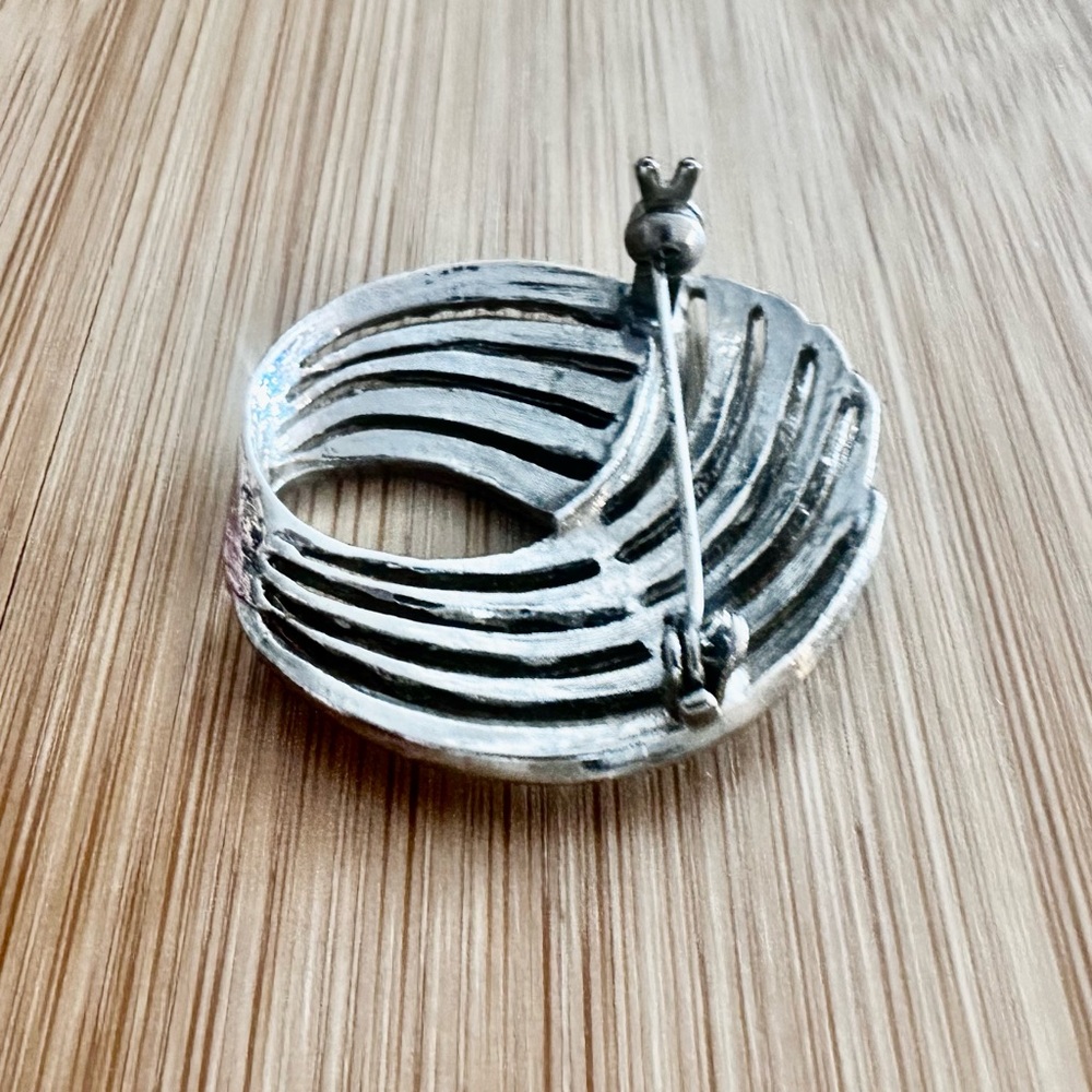 Vintage Silver Swirl Brooch Faux Marcasite Pin Art Deco Wave Circle - Picture 6 of 8